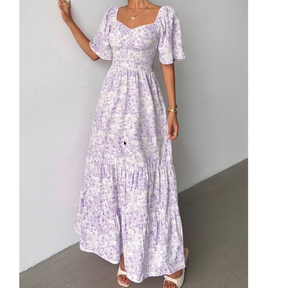 Dresses & Skirts - Boho Floral Print Sweetheart Neckline Butterfly Sleeve Maxi Dress
